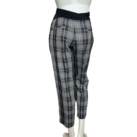 Ingrid & Isabel Maternity Plaid Stretch Pants, Size 16, Black & White - Picture 3 of 9